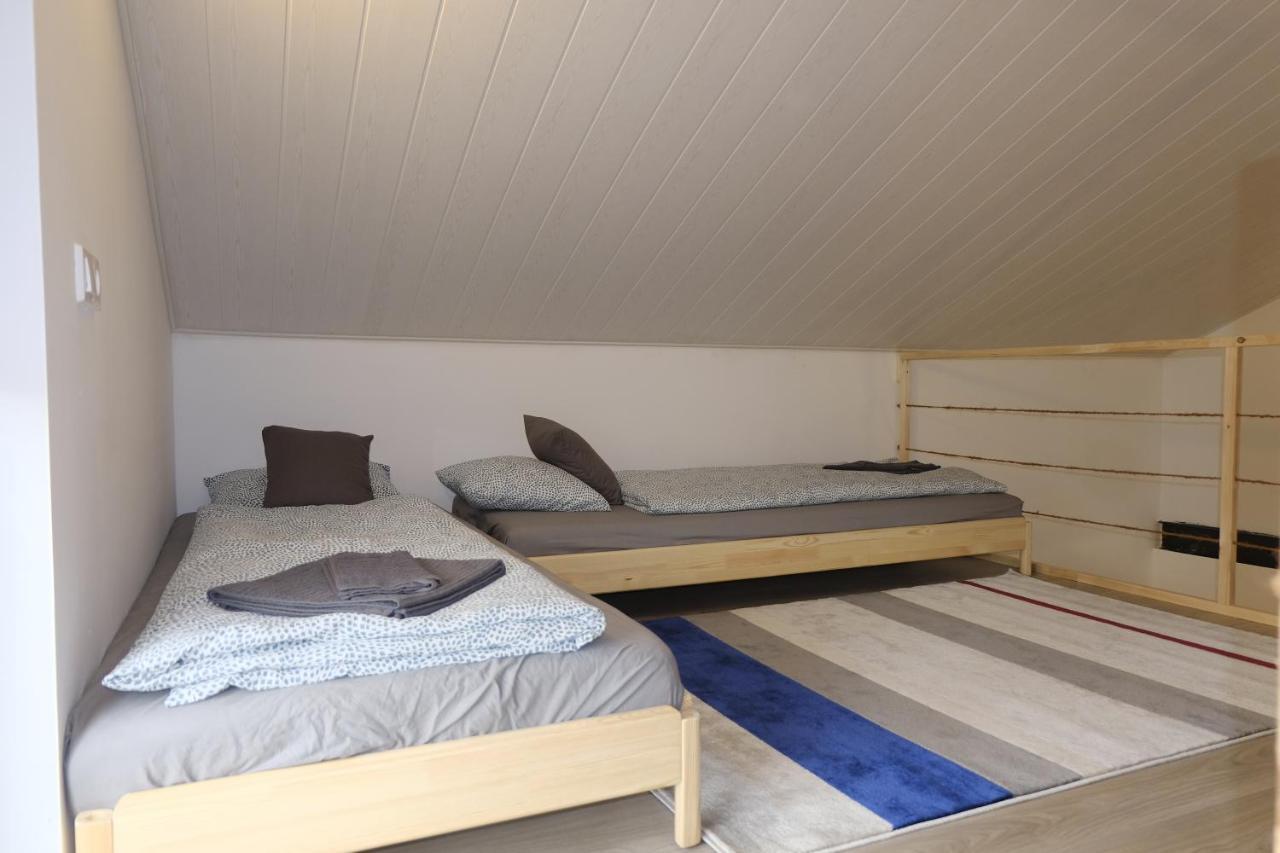 Kajari Apartmanhaz Balatonfőkajár Zewnętrze zdjęcie